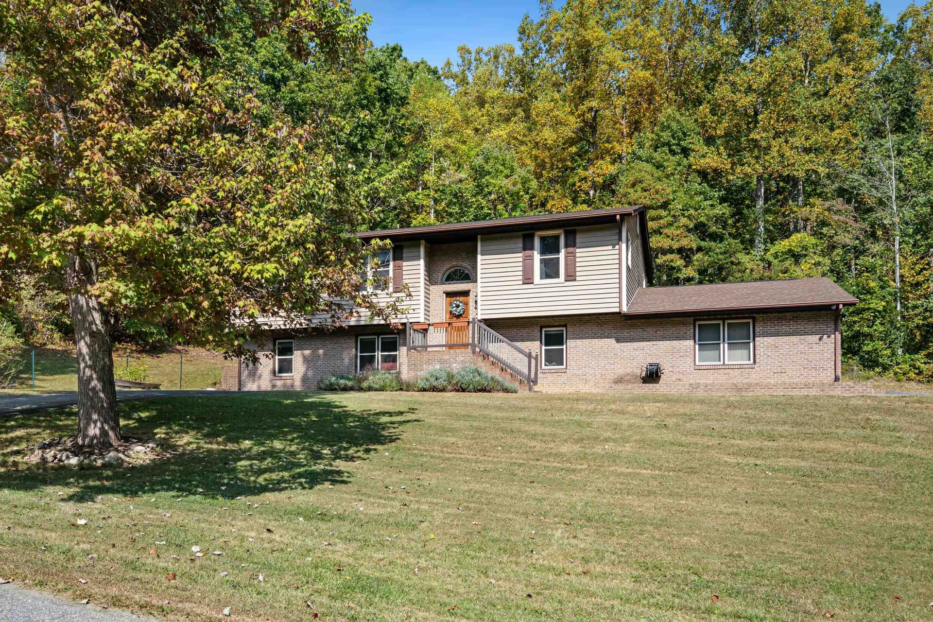 1720 Blake Drive, Christiansburg, VA, photo 1 of 40