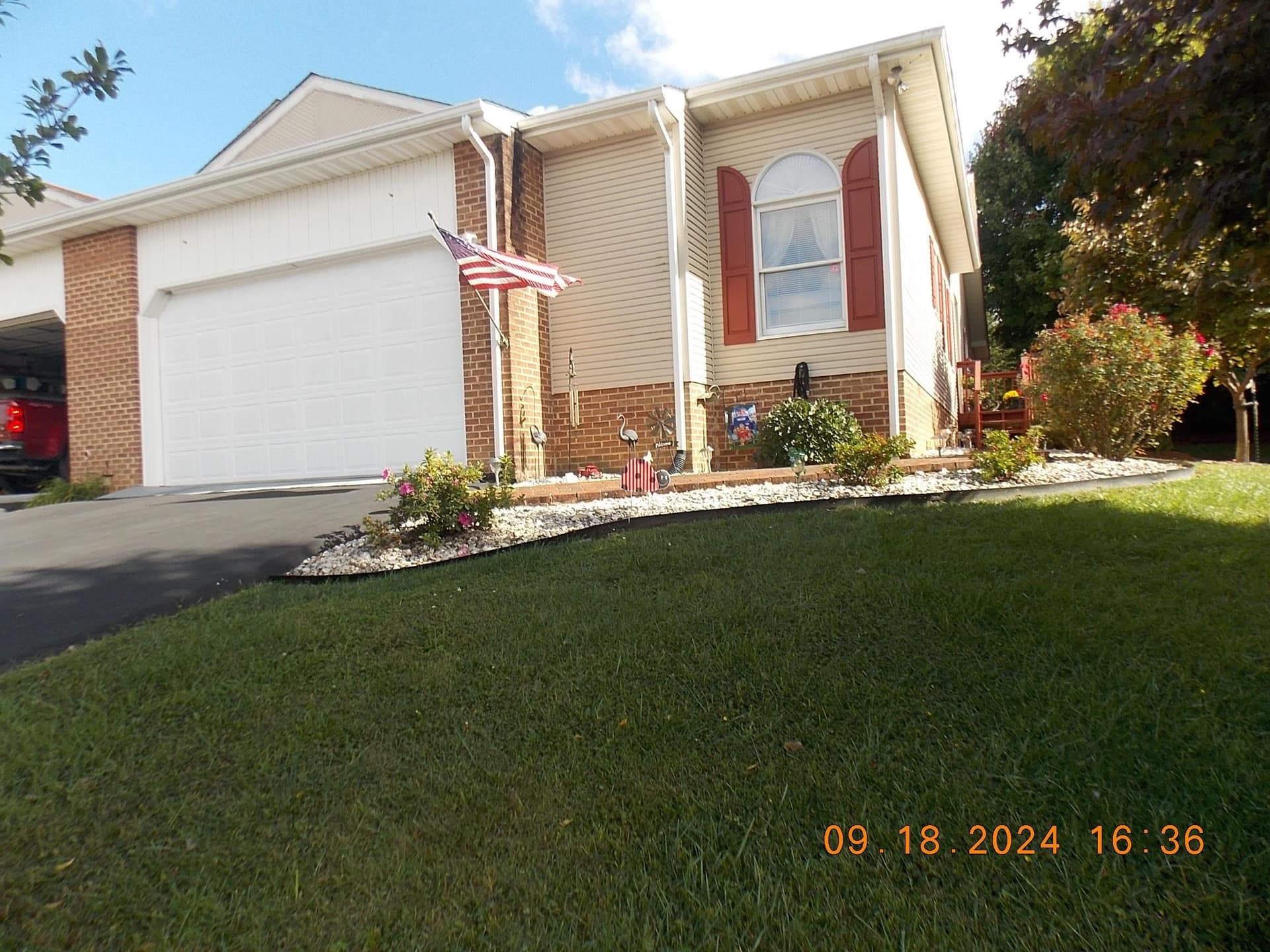 510 Kamran Drive, Christiansburg, VA, photo 1 of 30