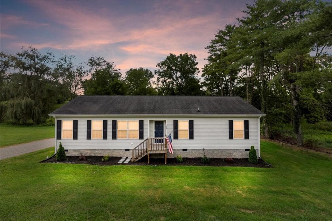 1559 Testerman Drive, Christiansburg, VA, photo 1 of 38