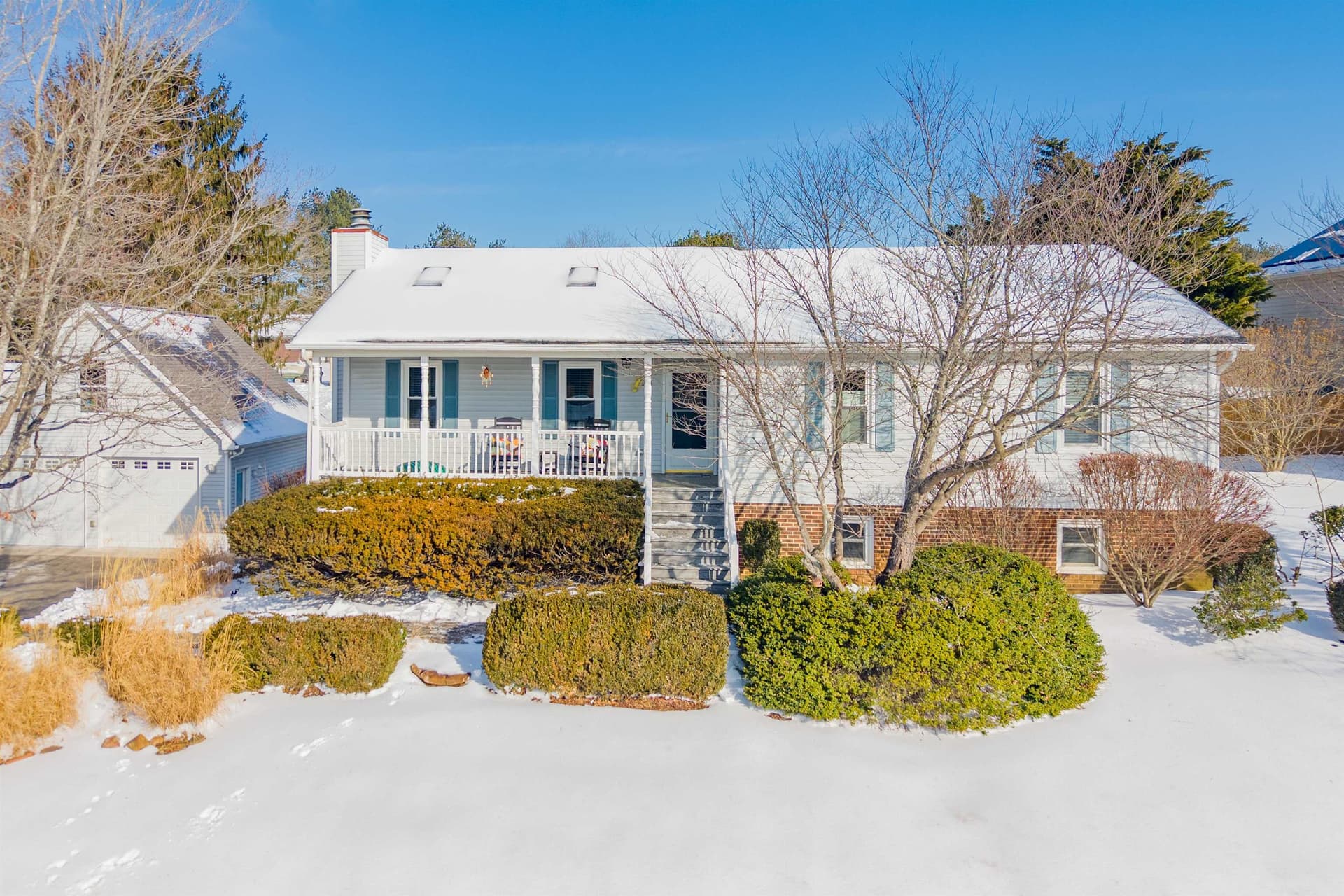 225 Pelham Lane, Christiansburg, VA, photo 1 of 40