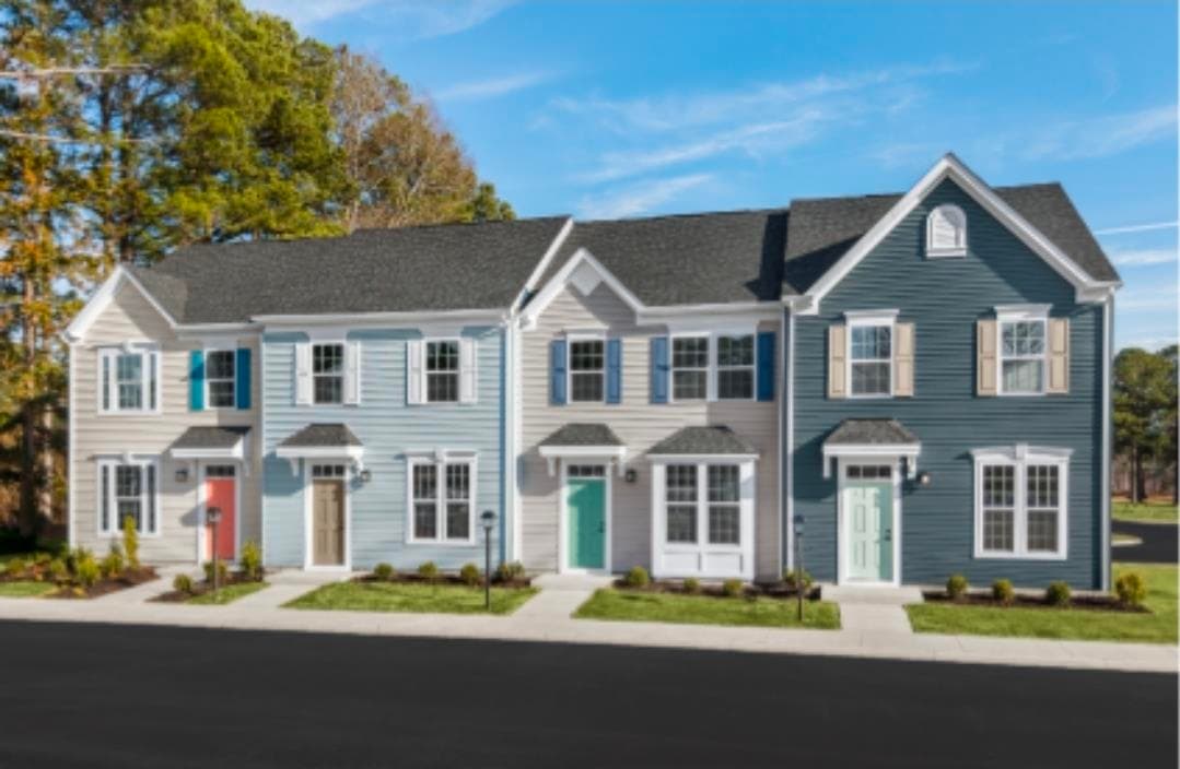 1177 Cornerstone Drive, Christiansburg, VA, photo 1 of 10