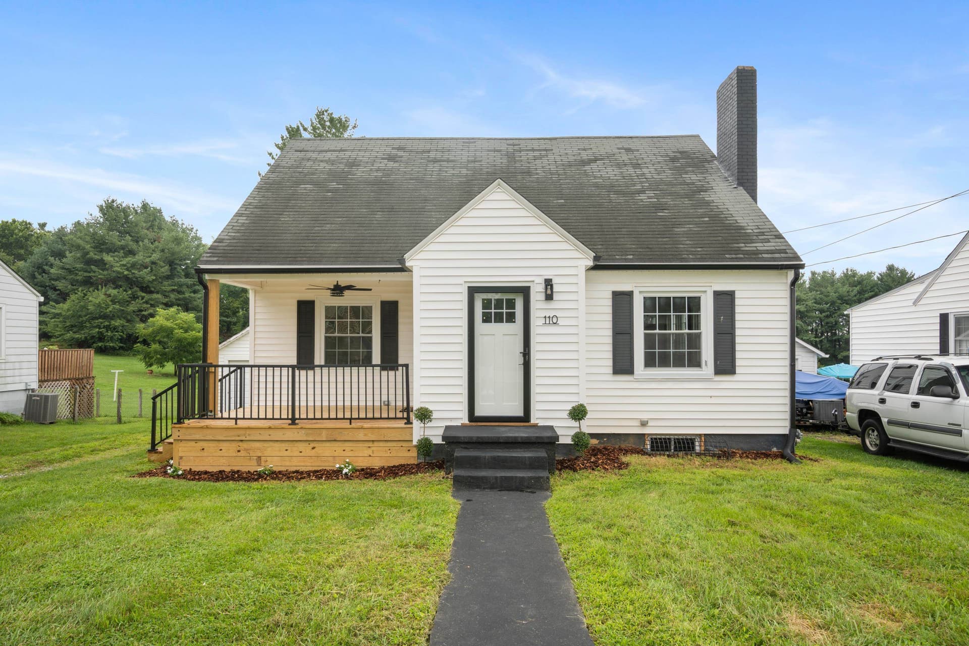 110 Alleghany Street, Christiansburg, VA, photo 1 of 40
