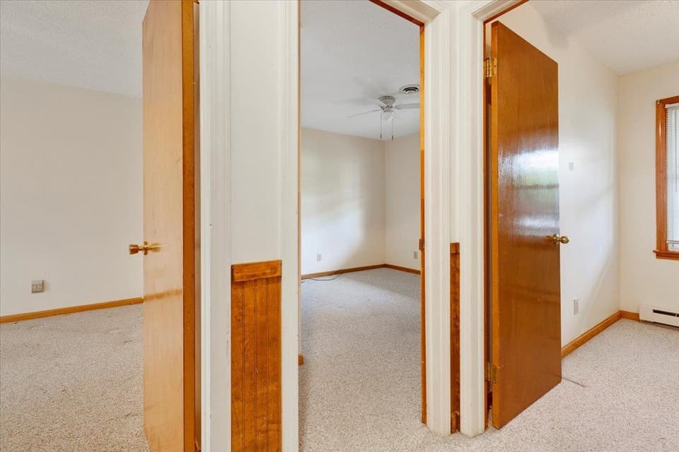1363 Dow Street, photo 20 of 40