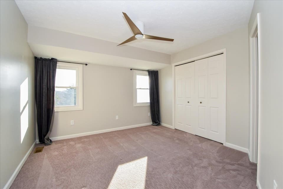 475 Warrior Drive, photo 15 of 24
