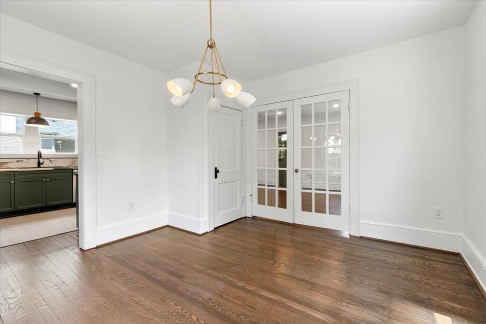 612 E Main Street, photo 29 of 40