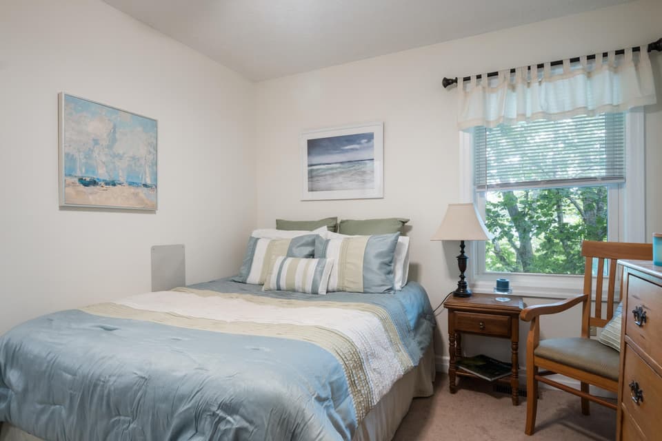 395 Warren Street, photo 33 of 40