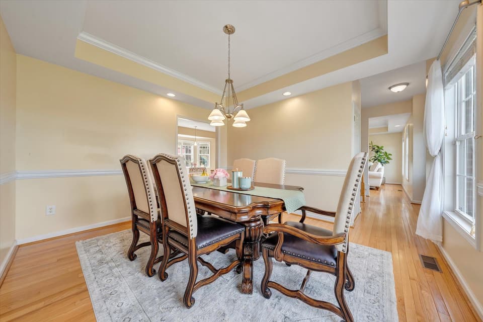 2065 Lake Vista Drive, photo 23 of 40