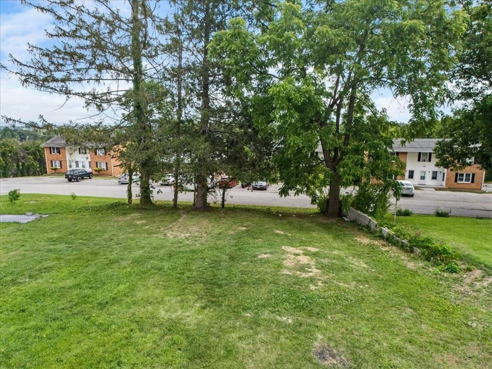 103 Longview Drive SW, photo 37 of 40