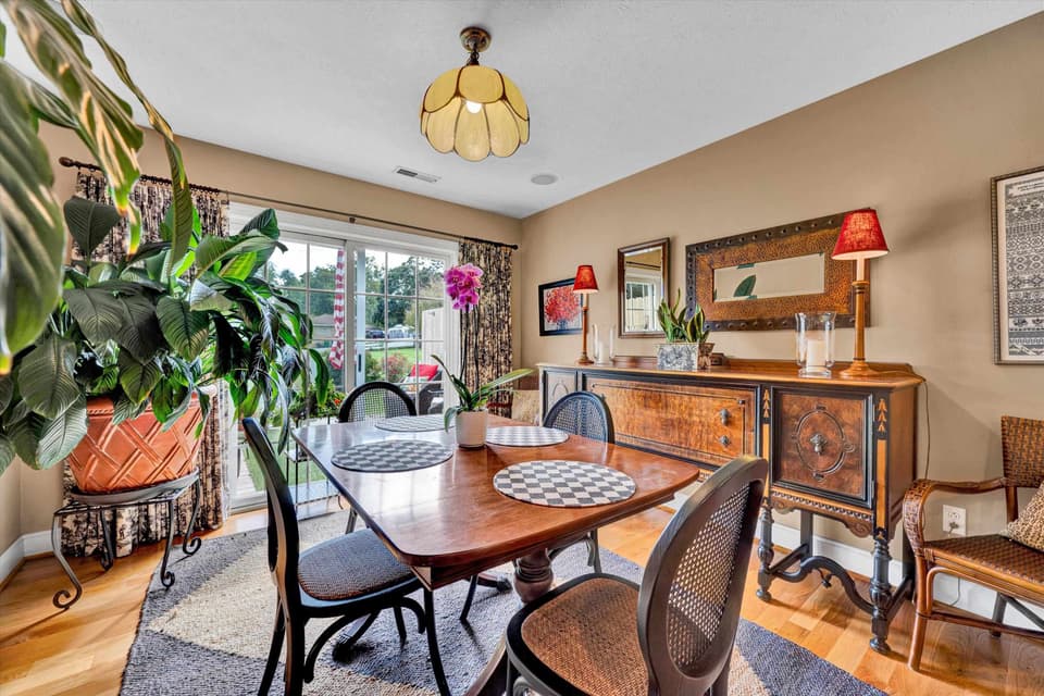 416 Miller Street, photo 18 of 40