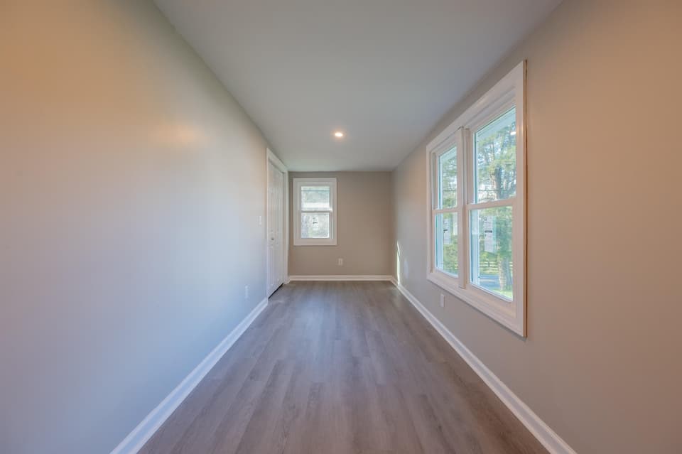 854 Den Hill Road, photo 18 of 40