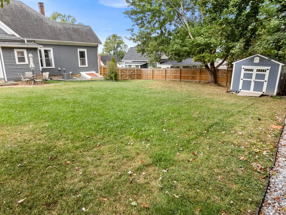 930 Harless Street, photo 16 of 40