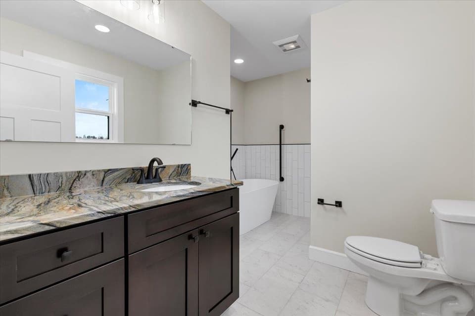 1045 Beaver Drive, photo 32 of 40