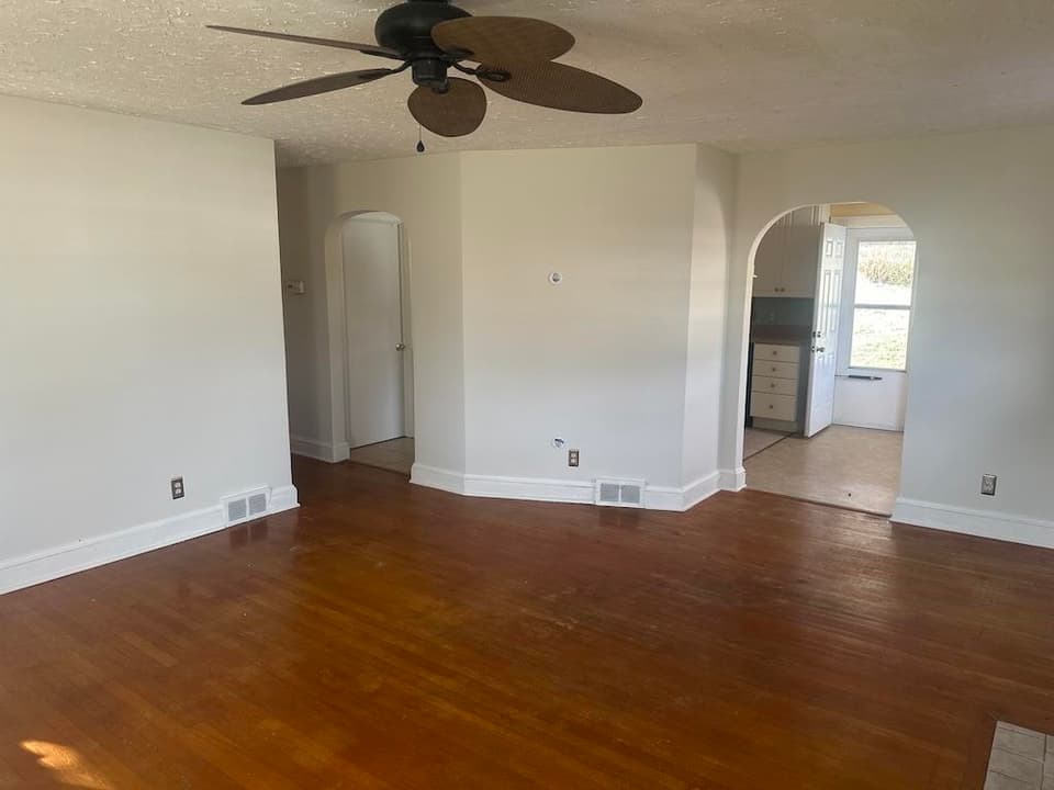 1275 Radford Street, photo 9 of 40