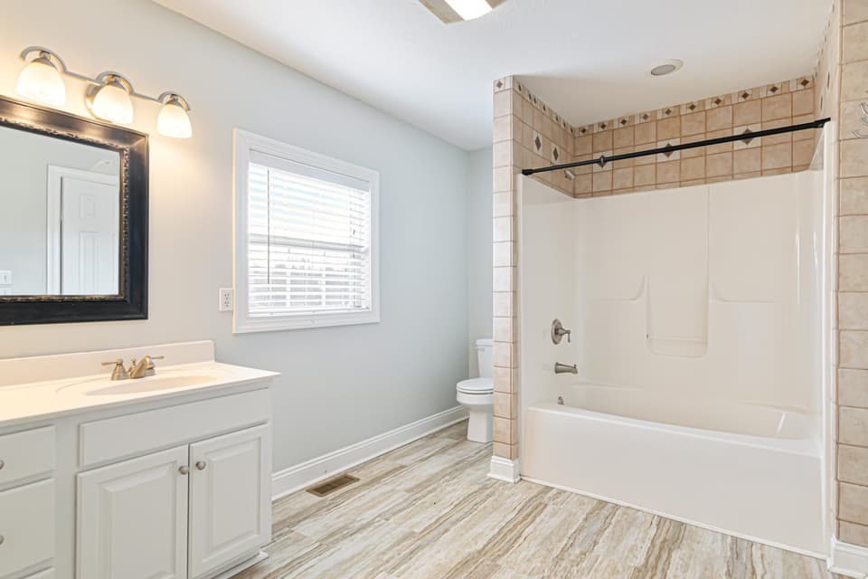 1730 Lions Drive, photo 30 of 40