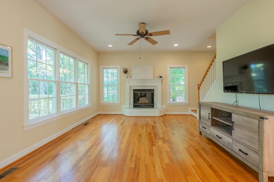 2075 Lubna Drive, photo 27 of 40