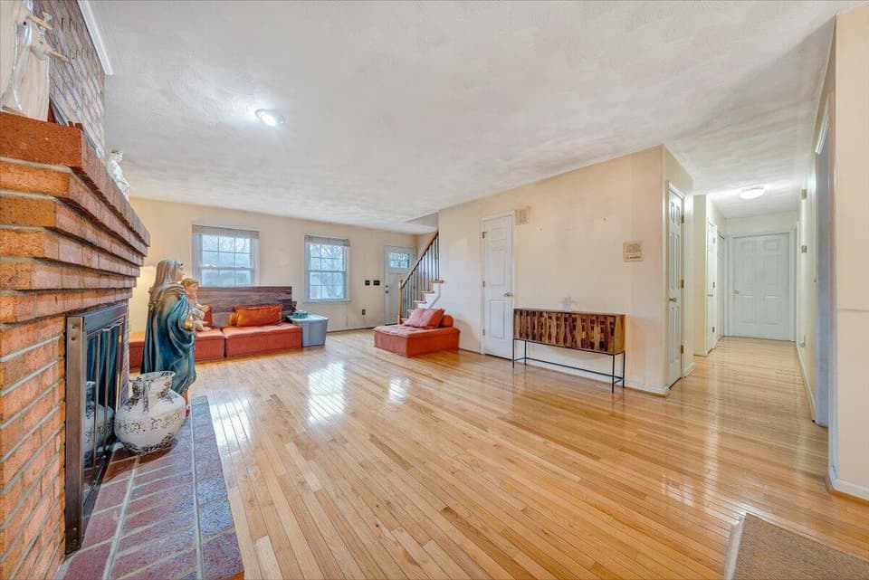 85 Scattergood Drive NE, photo 6 of 29