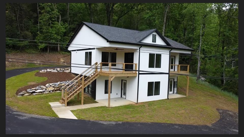 2091 Ellett Road, Christiansburg, VA