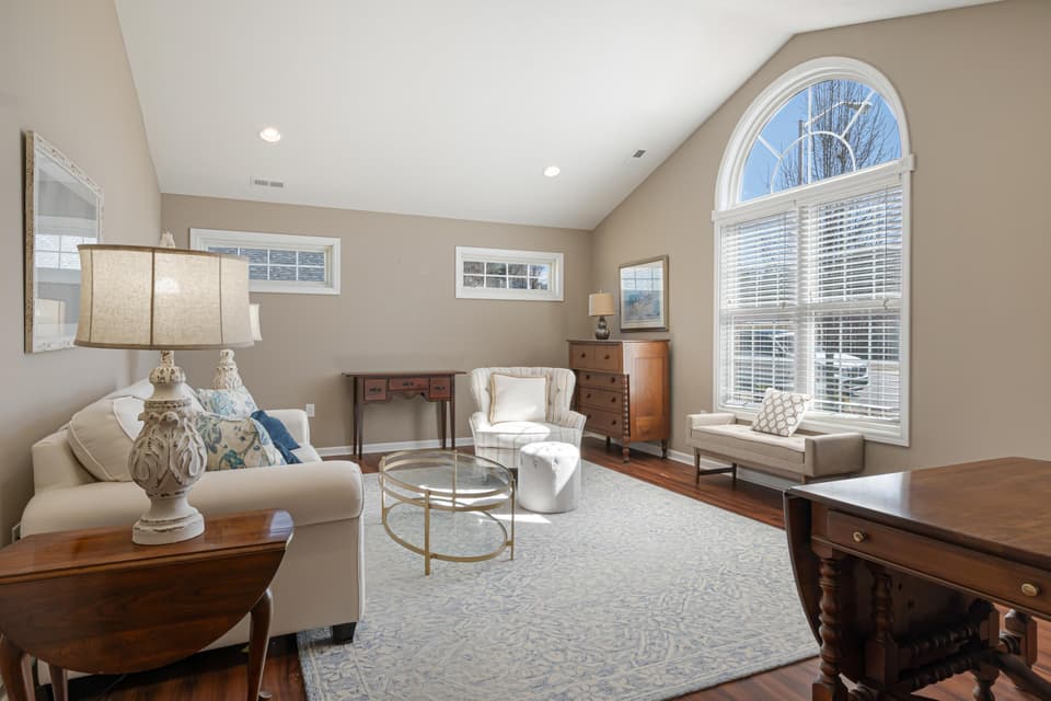 30 Gavins Court NW, photo 4 of 39