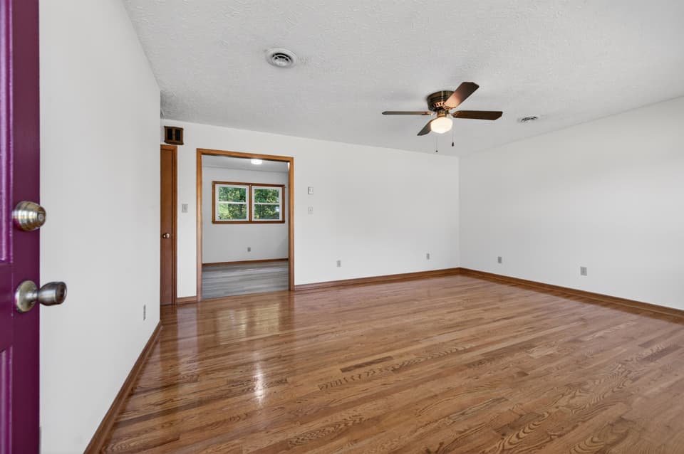 660 McDaniel Drive, photo 6 of 40
