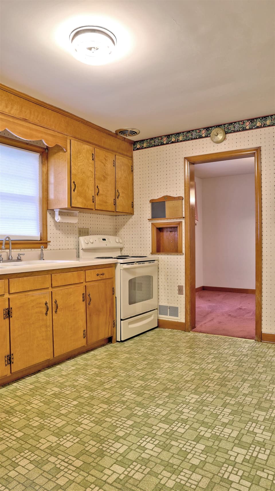 155 Gum Drive, photo 13 of 34