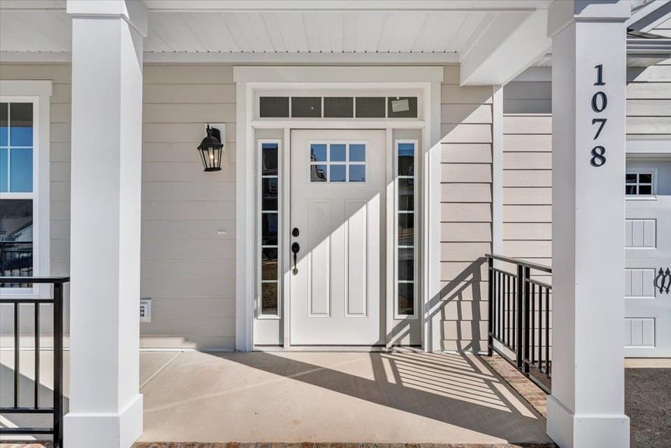 985 Round Meadow Drive, photo 4 of 40