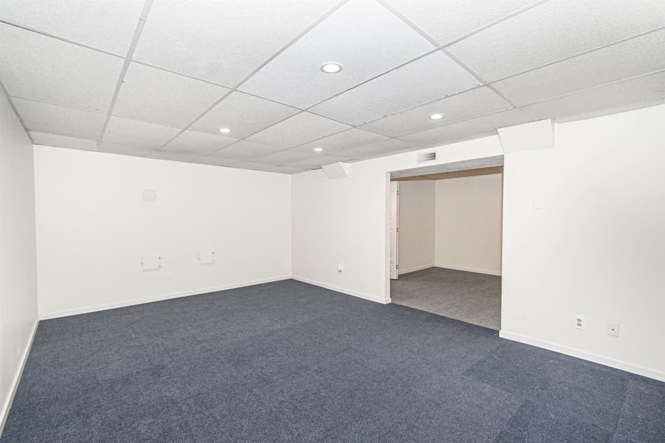 1265 Flint Drive, photo 23 of 35