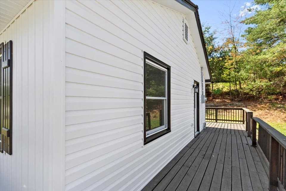 2435 Glade Drive SE, photo 32 of 40