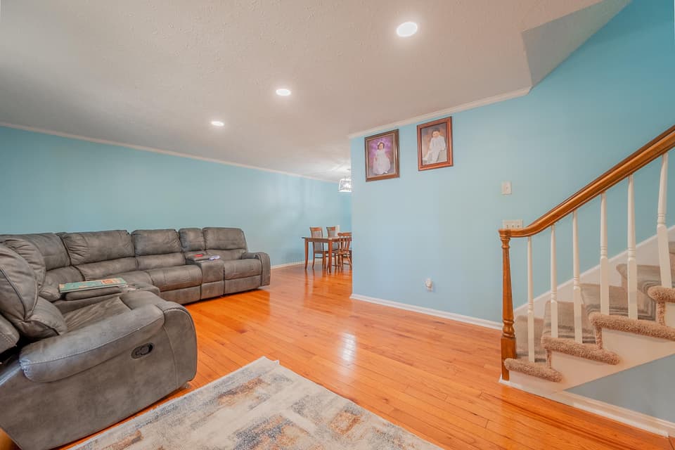 1265 Chestnut Drive, photo 32 of 40