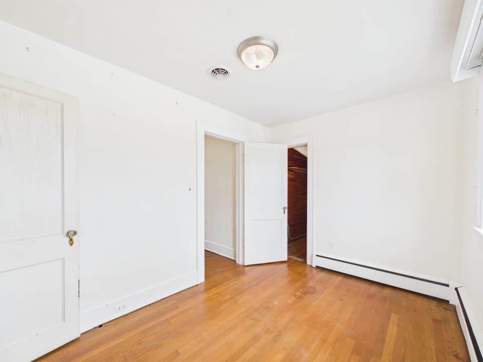 100 Alleghany Street SE, photo 37 of 40