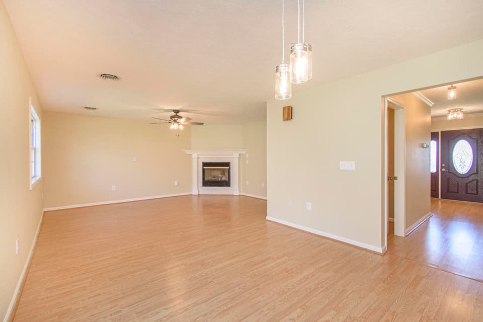 1130 Cassatt Ln, photo 19 of 39