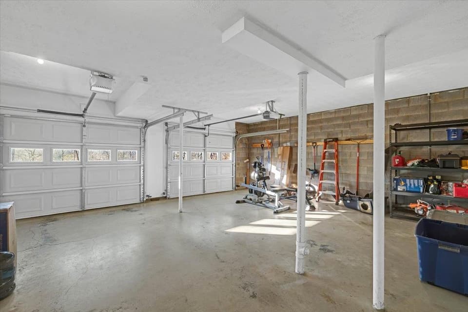2585 Indigo Road, photo 21 of 35