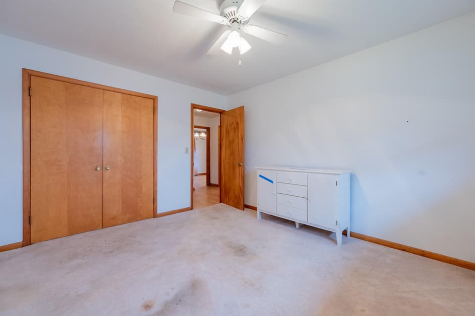 935 Hummingbird Drive SW, photo 25 of 40