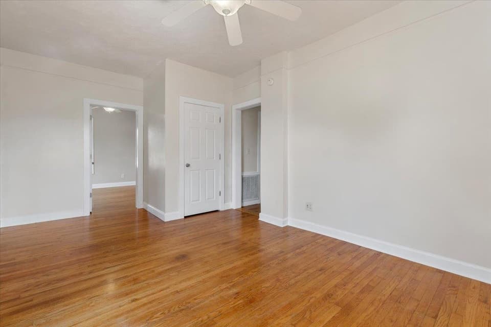 760 Church Street, photo 9 of 40