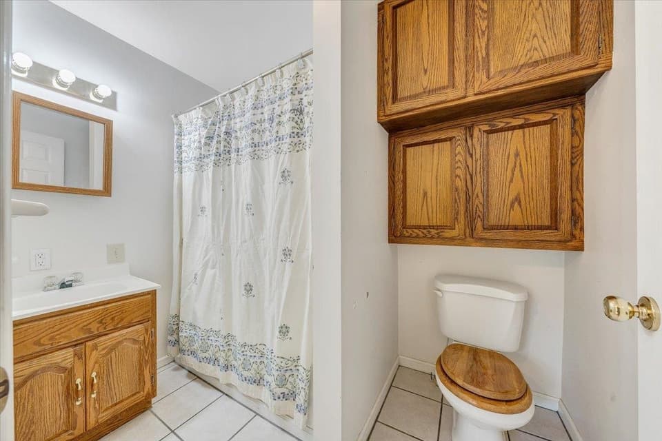 340 Montgomery Street, photo 12 of 32