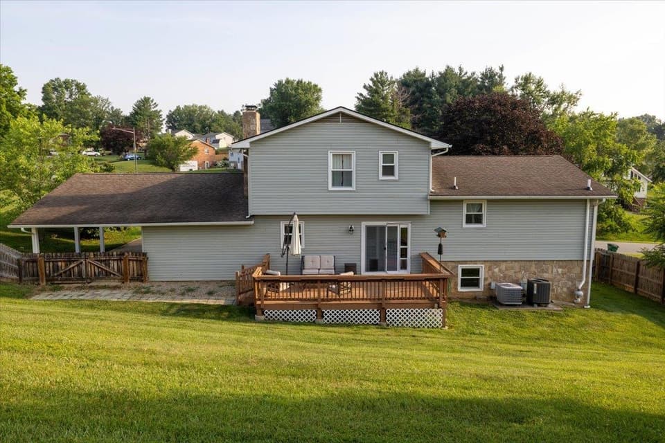 870 Cambria Street NW, photo 30 of 40