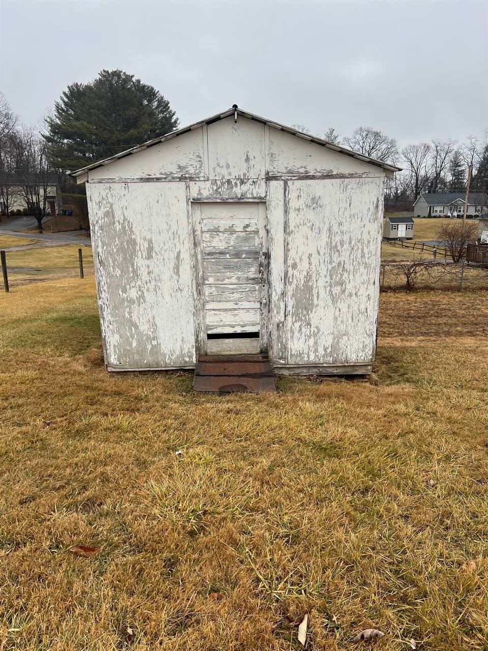 660 Tyler Street, photo 5 of 7