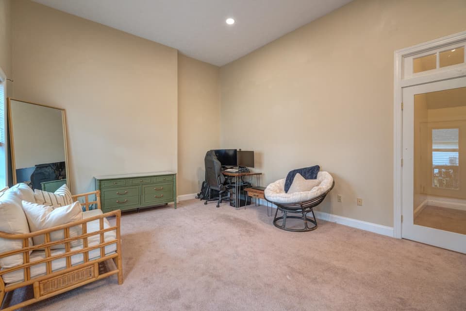250 Silver Leaf Drive, photo 38 of 40