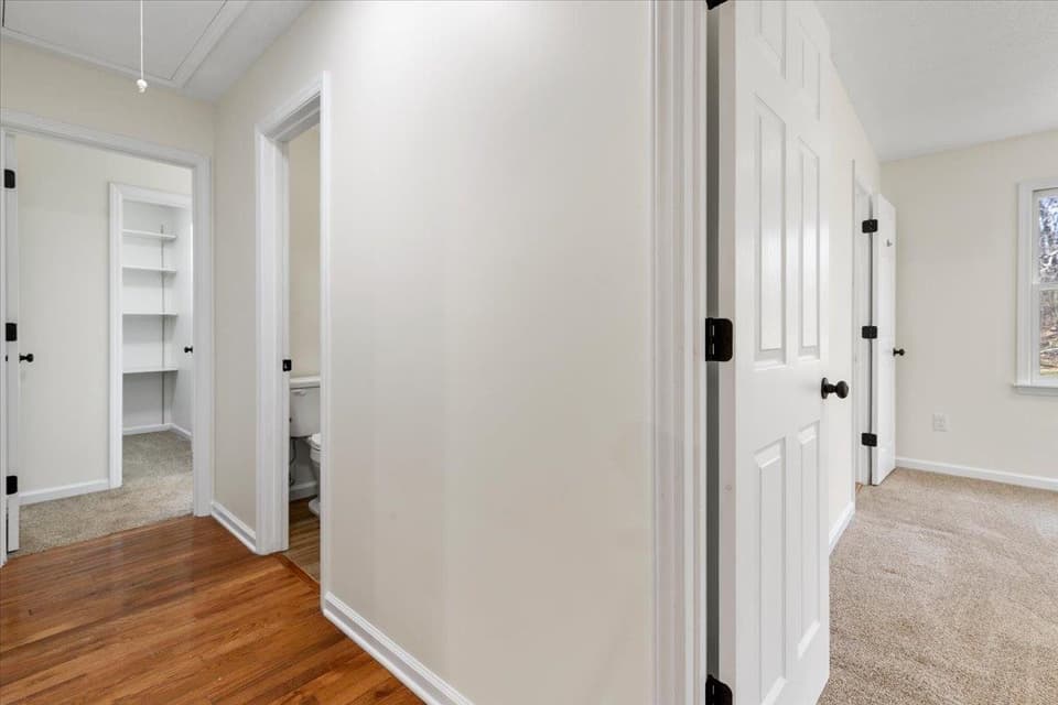 4660 Blue Heron Drive, photo 17 of 40