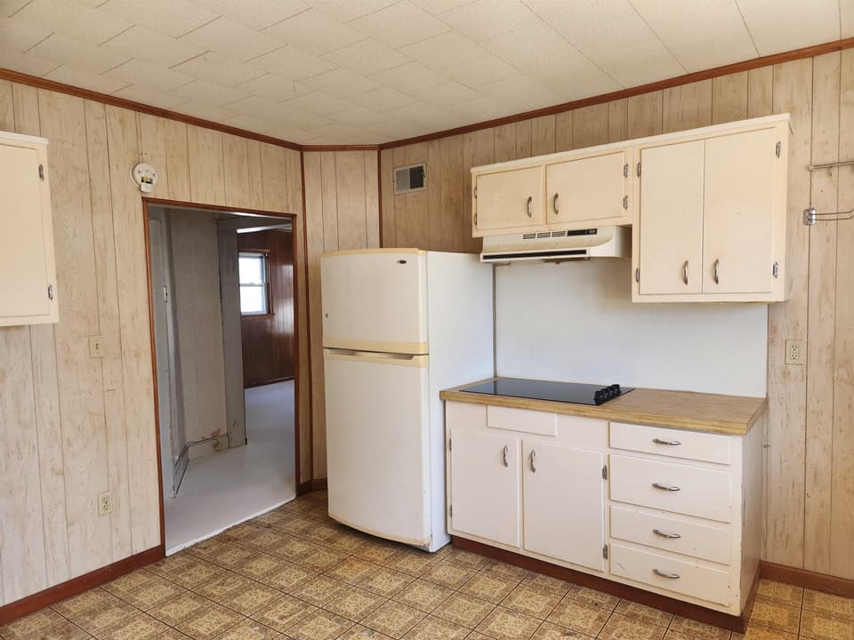 365 Clearview Drive, photo 20 of 40