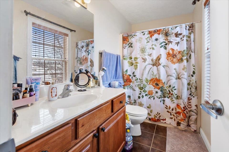 910 Oak Tree Boulevard, photo 33 of 40