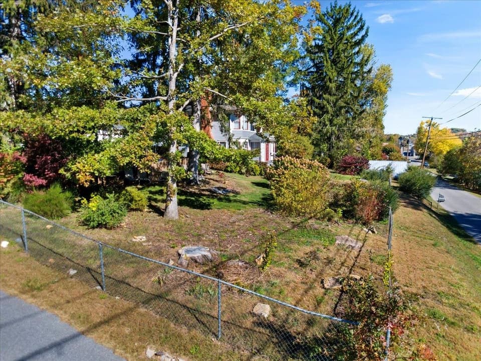 470 Montgomery Street, photo 13 of 40