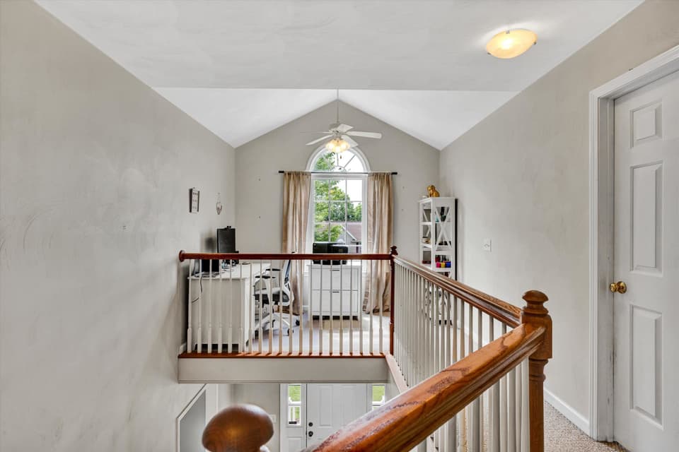 135 Sapphire Avenue, photo 31 of 40