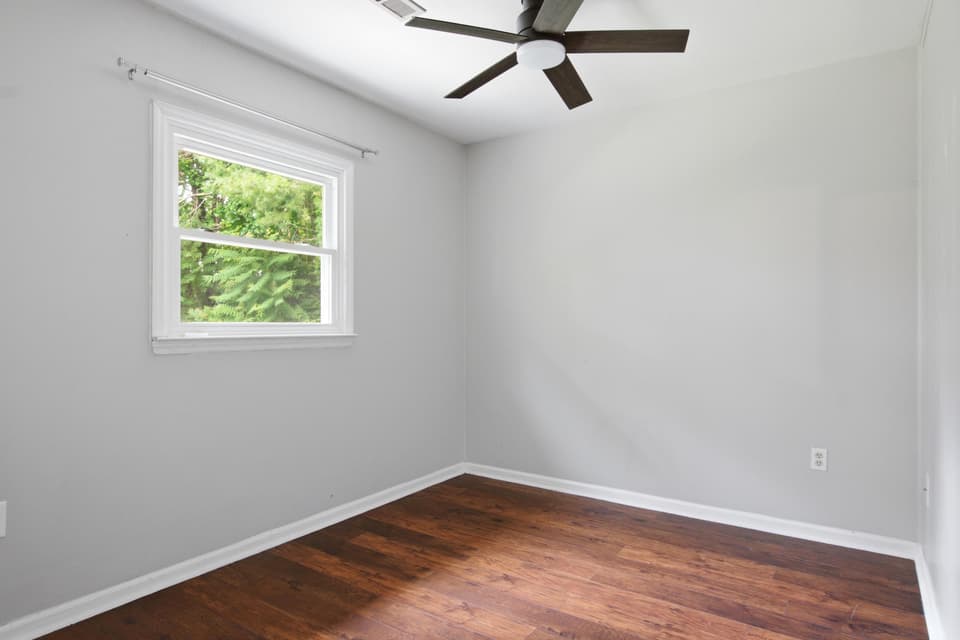 315 Cherokee Drive Unit B, photo 15 of 32