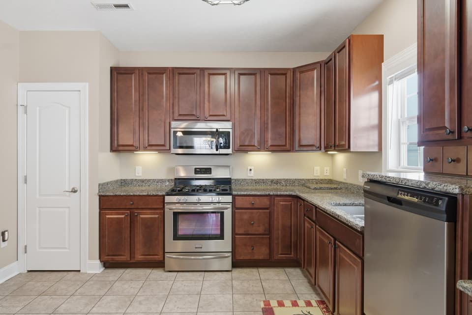 1842 Cub Circle NW, photo 13 of 40
