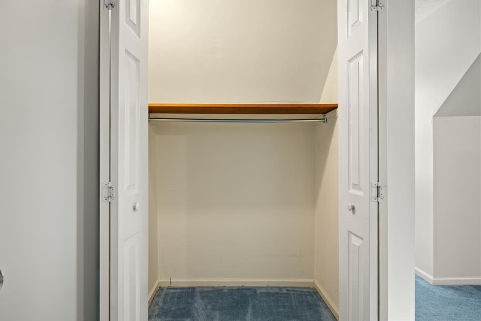 1305 Chestnut Drive, photo 23 of 40