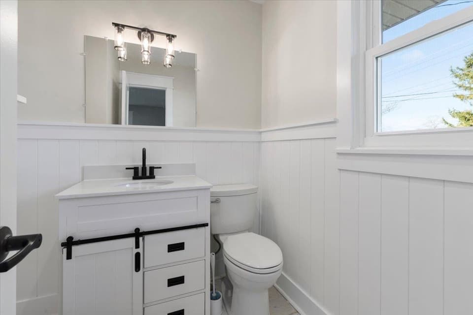 855 Mountain View Drive, photo 34 of 40