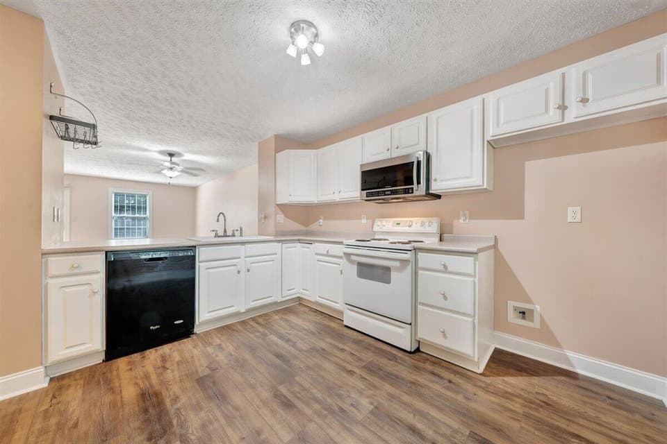 1435 Providence Blvd NW, photo 2 of 26