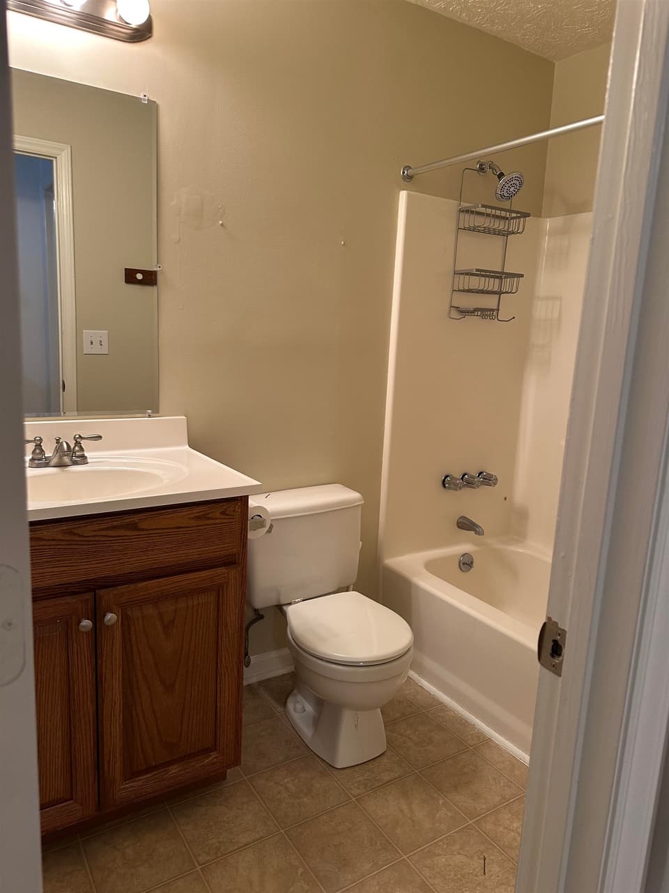 1687 York Drive, photo 4 of 16