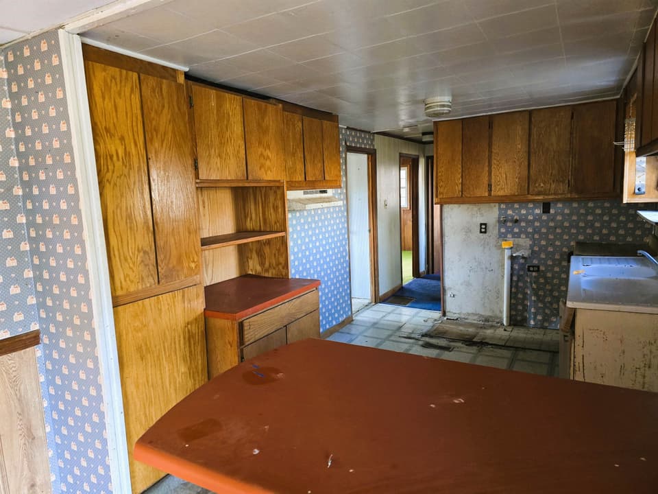 208 Easy Street, photo 19 of 39
