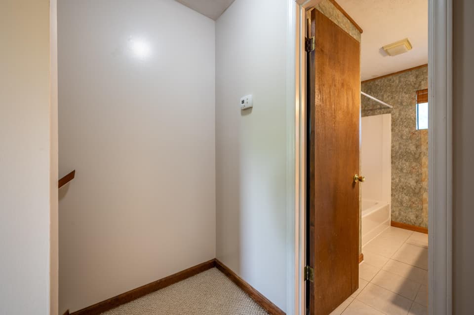 1115 Glen Court Unit B, photo 19 of 40